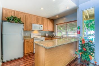Large clubhouse with entertainment kitchen